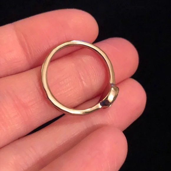 Elegant Gold Ring with White Rhinestone - Picture 5 of 7